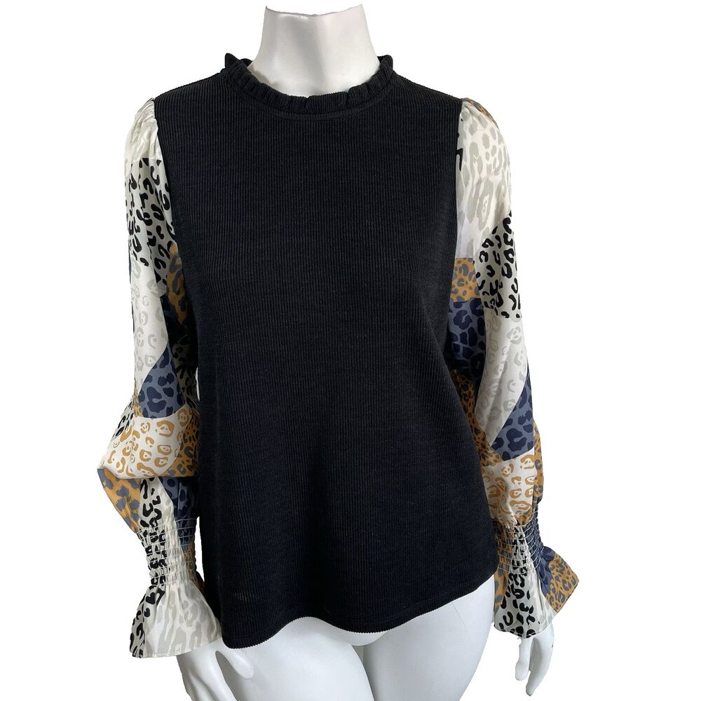 THML Puff  Long Sleeves Ribbed Top Blouse M Black Romantic Preppy Poetcore